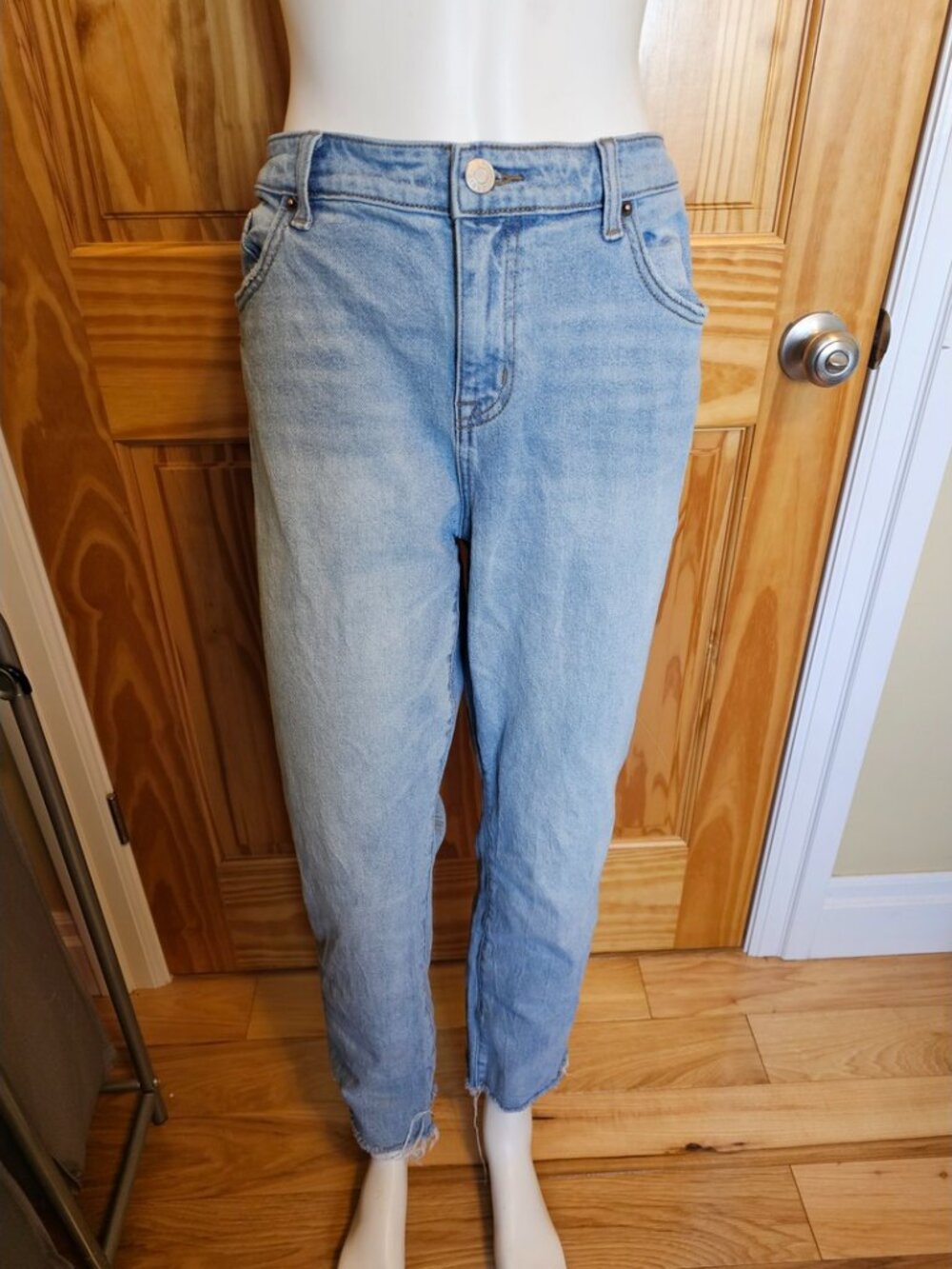 💙 35. Torrid Size 14T Perfect Boyfriend Ankle Classic Fit Jeans